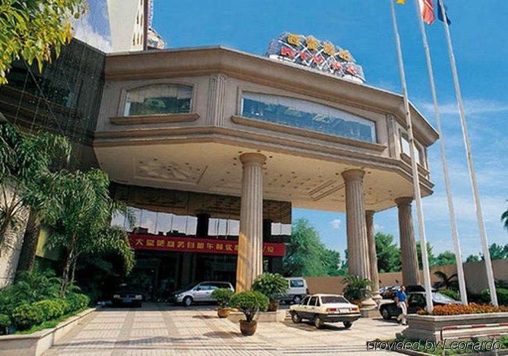 מלון וונז'ו Victoria Grand מראה חיצוני תמונה